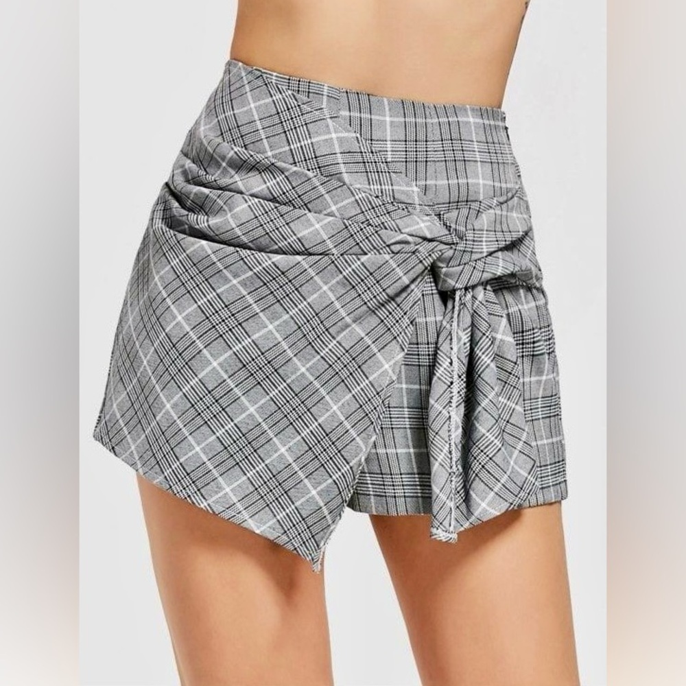 Rue 21 plaid wrap skort